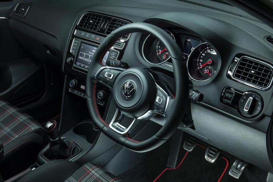  Volkswagen Polo GTi 2015 года  (AU) (фото 28 из 30)